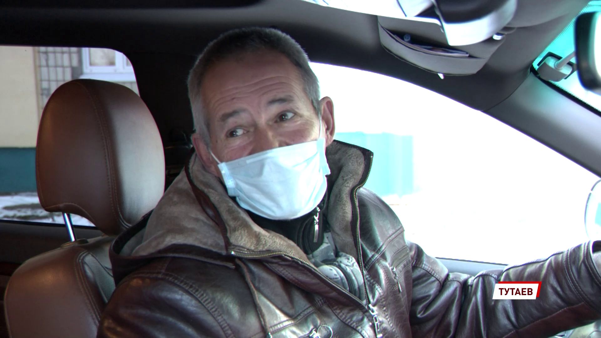 Экс-полицейский стал автоволонтером Тутаевской ЦРБ