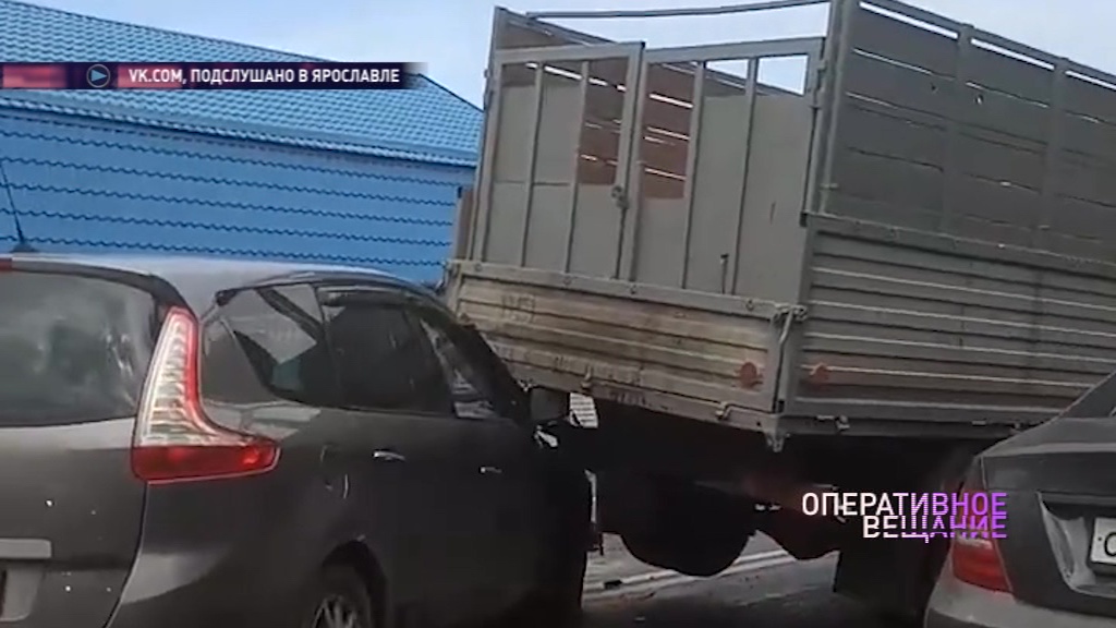 На Всполье столкнулись сразу четыре авто