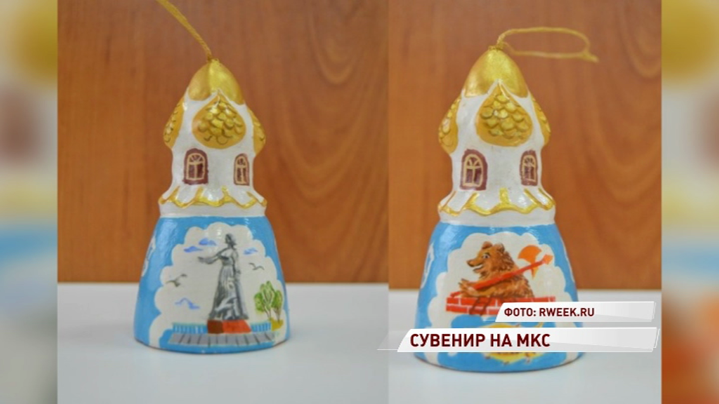 Алексей Овчинин возьмет с собой в космос колокольчик и сборник стихов