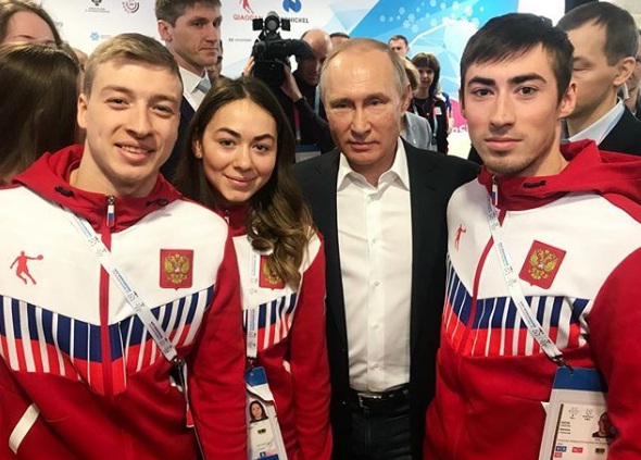 Ярославские фристайлисты сделали фото с президентом России