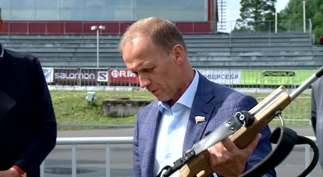 Президент союза биатлонистов России оценил новый комплекс в Демино