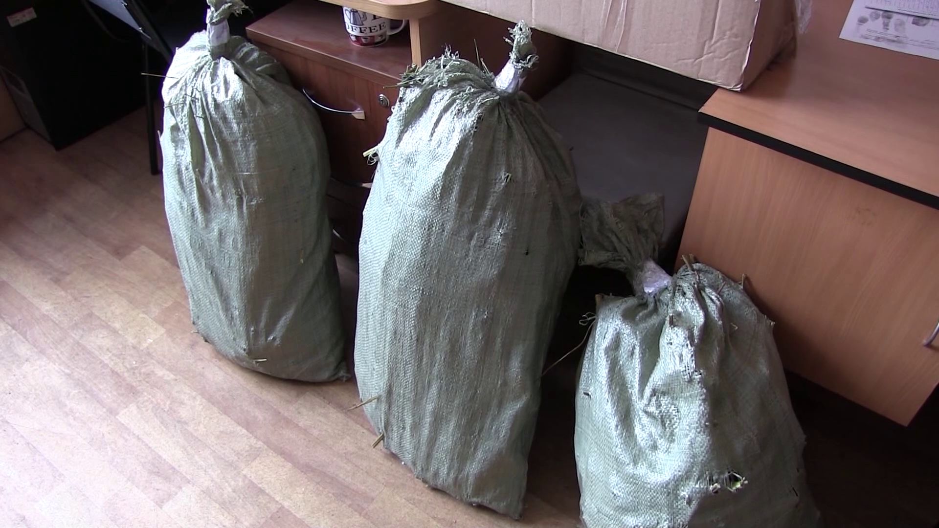 В Тутаевском районе задержали мужчину с тремя мешками маковой соломы