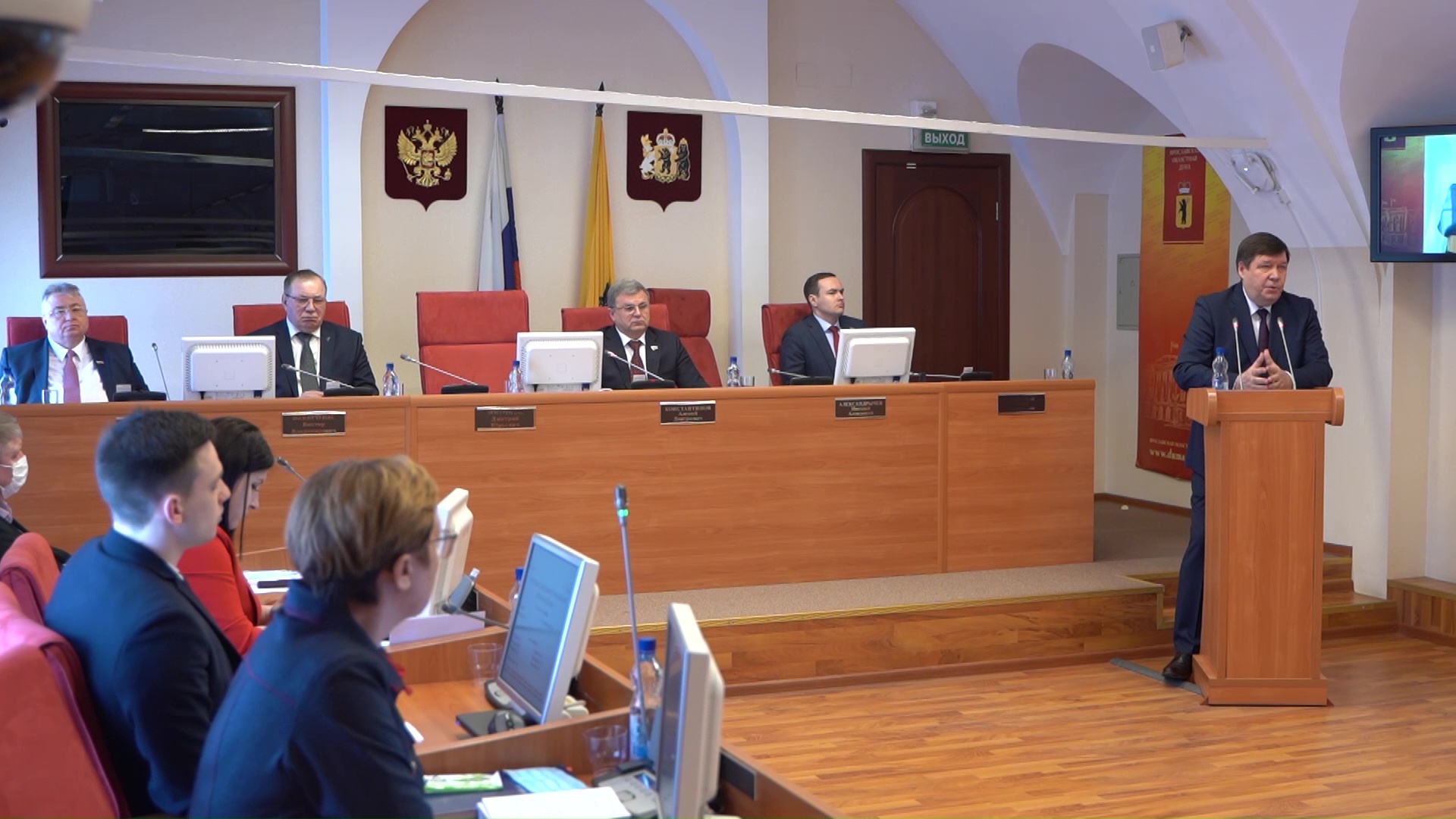 Областные депутаты поддержали запрет продажи снюсов несовершеннолетним