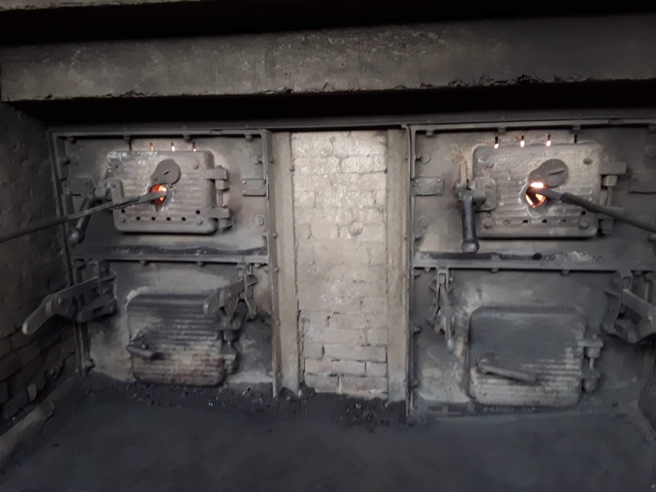 Дмитрий Миронов пообещал жителям Мокеихи отопительный сезон без срывов