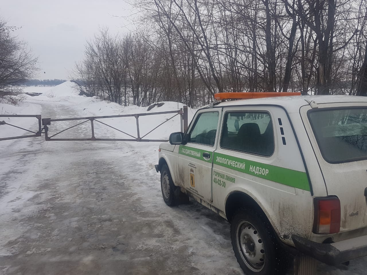 В Ярославле проведут проверку в связи с появлением масляных пятен на Волге