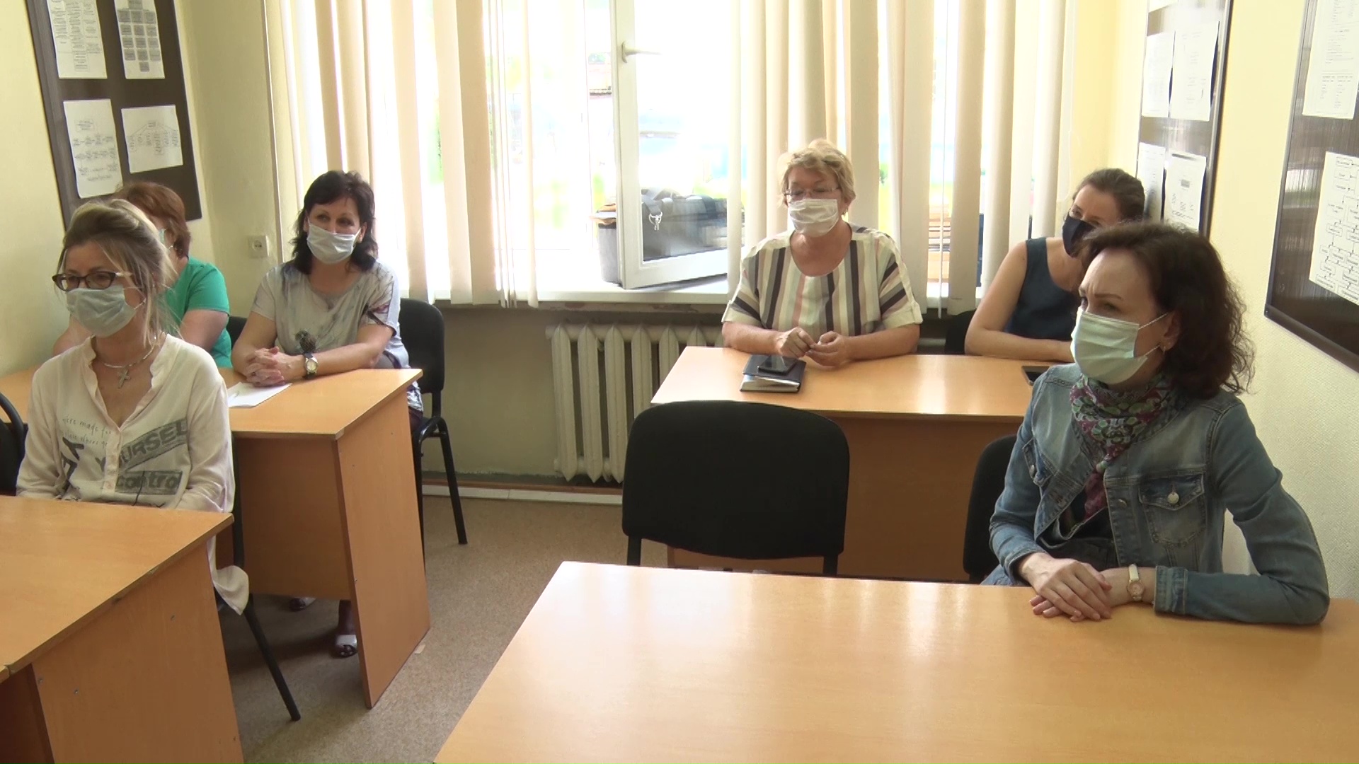 Штаб викторины «ЯрКонституция» сегодня получил средства индивидуальной защиты для волонтёров