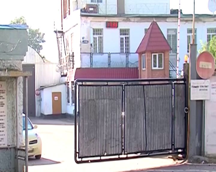 Заволжский суд избирает меру пресечения сотруднику ИК-1, подозреваемому во взяточничестве