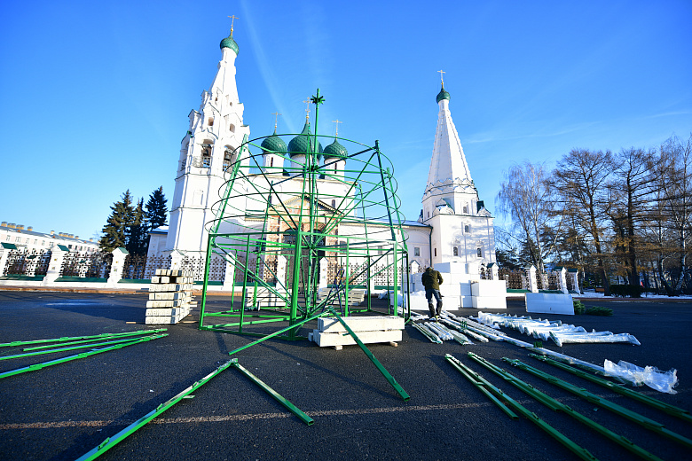 Советскую площадь в этом году украсит новая елка