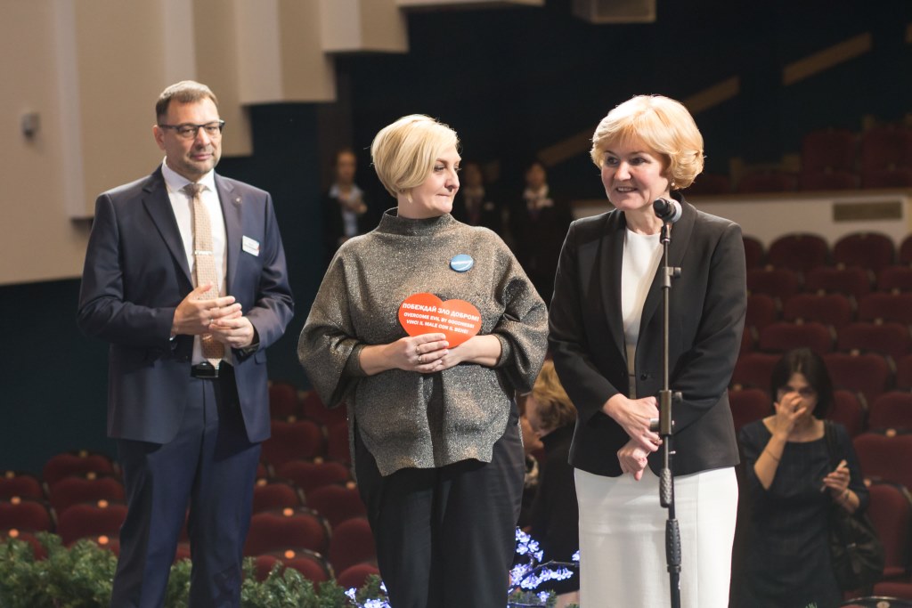 Ольга Голодец встретилась с актерами благотворительного спектакля «Мы все из одной глины»