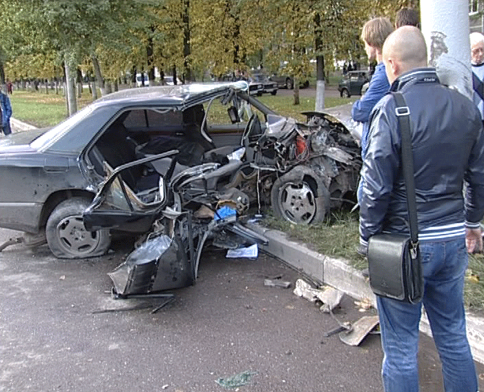 Авария: на Ленинградском проспекте погибла женщина