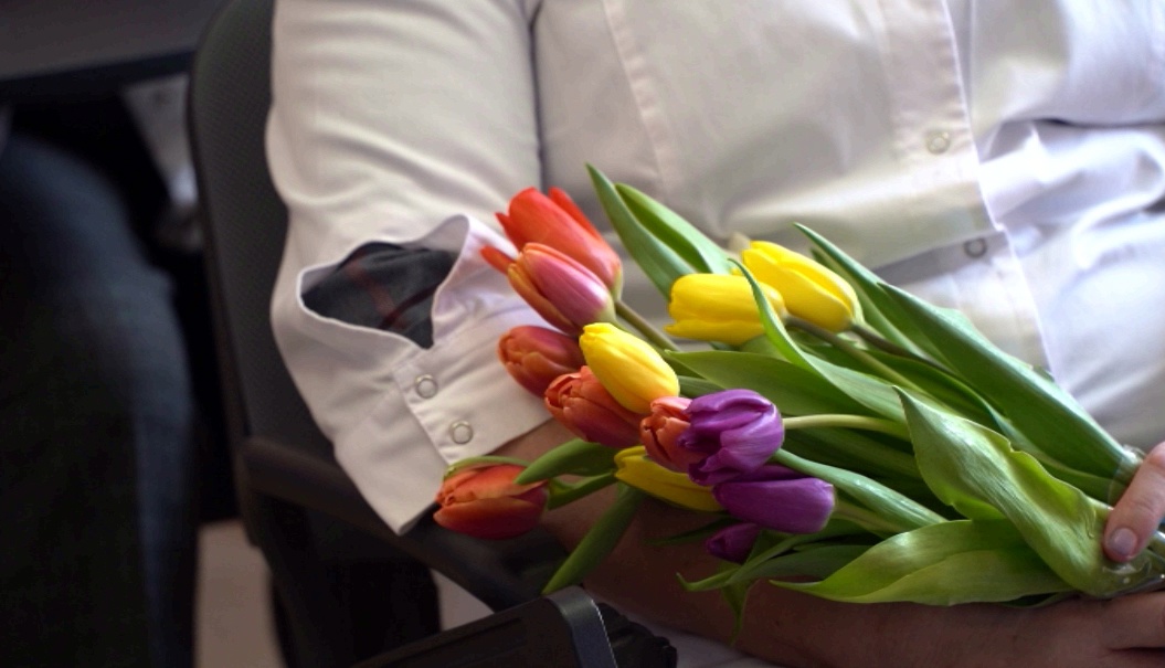 Ярославские депутаты поздравили медиков региона с наступающим 8 Марта