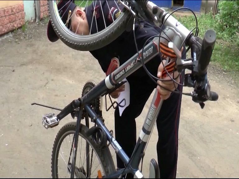 Полицейские задержали ярославца на угнанном велосипеде