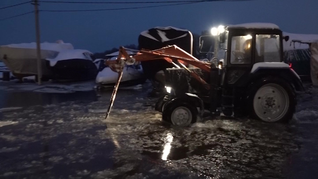 МЧС собрало экстренное совещание после затопления Волжской набережной в Ярославле
