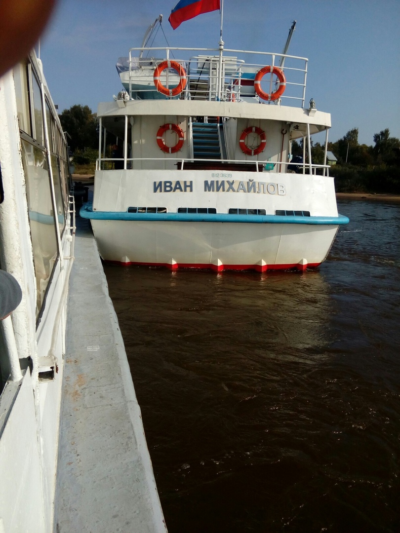 У Толги на мель сел «Иван Михайлов»