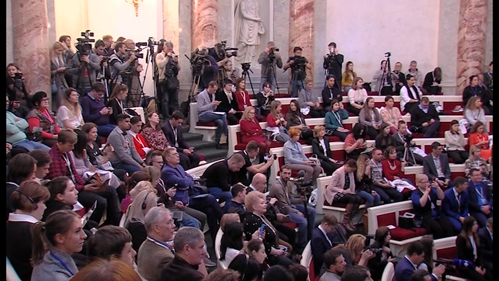 В Санкт-Петербурге стартовал медиафорум «Диалог культур»