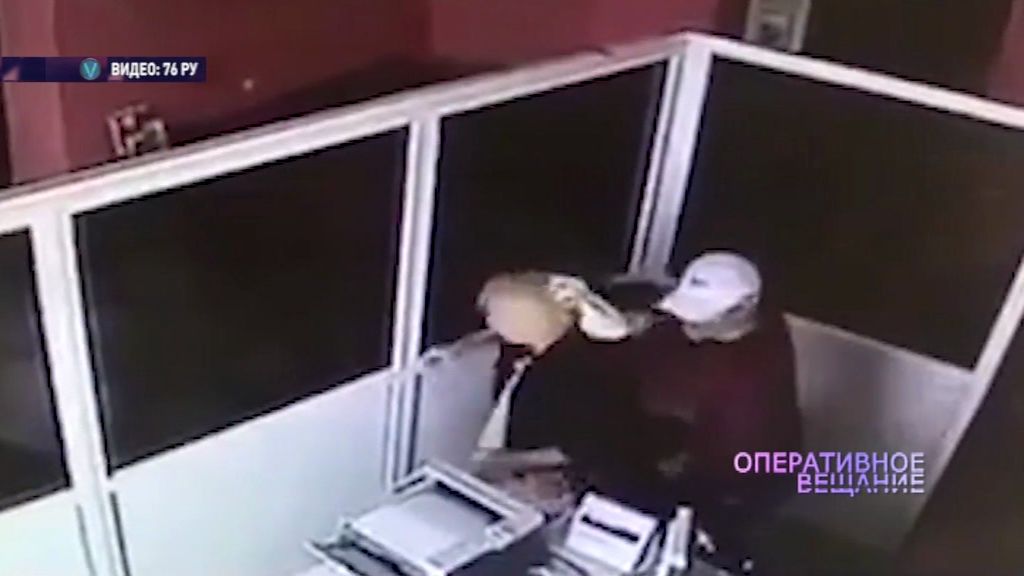 Областной суд оставил под стражей обвиняемого в инсценировке ограбления офиса страховой компании