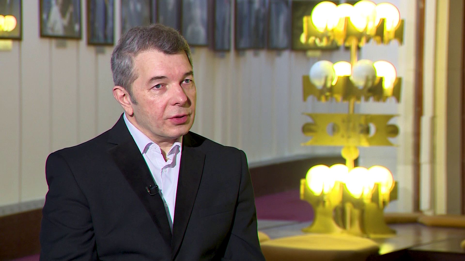 Утреннее шоу «Овсянка» от 23.03.20: Общаемся с главным режиссером ярославского ТЮЗа