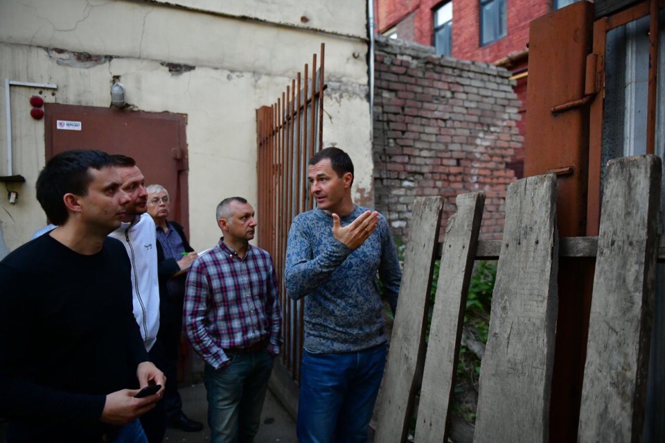 Владимир Волков оценил эстетику ярославских подворотен