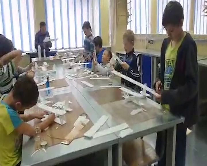 Дмитрий Миронов проверил обновленный центр детского и юношеского творчества в Рыбинске