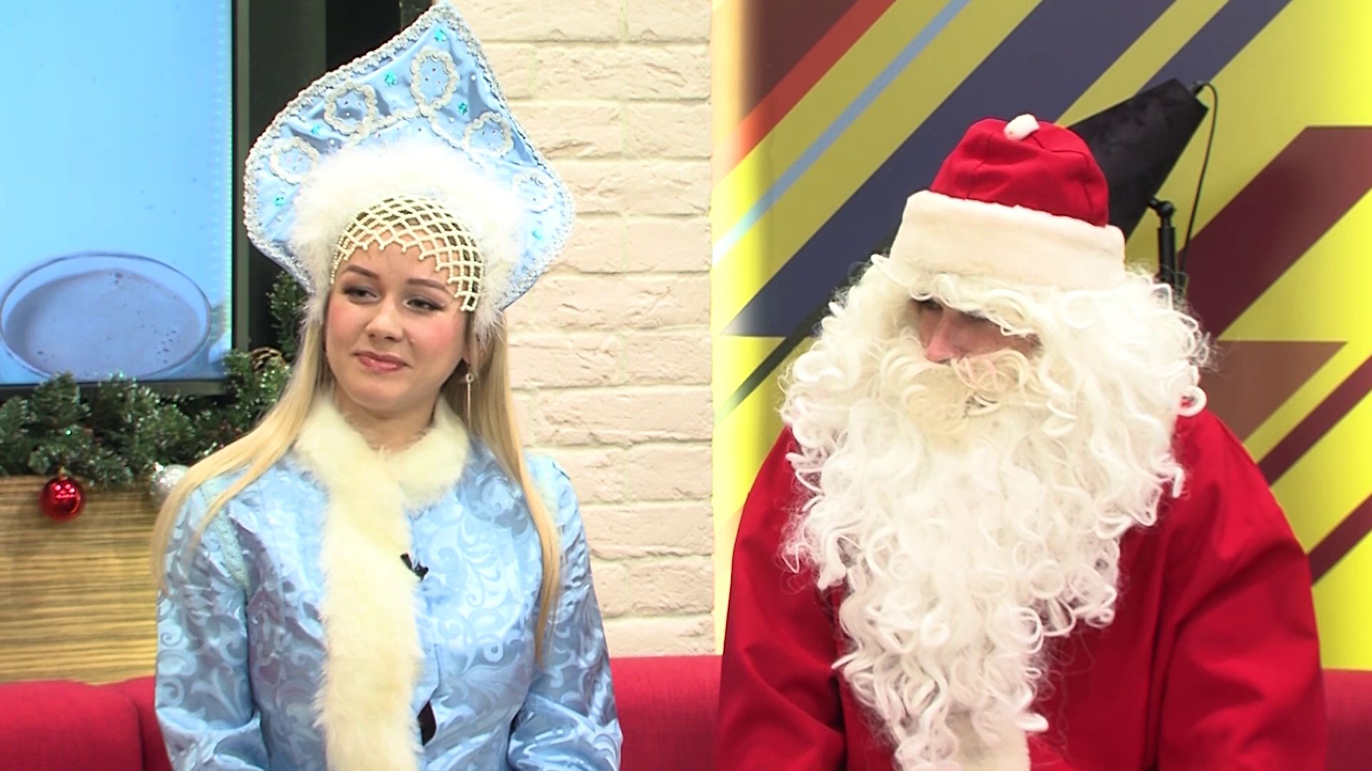 Утреннее шоу «Овсянка» от 30.12.20: учимся танцевать и общаемся с Дедом Морозом и Снегурочкой