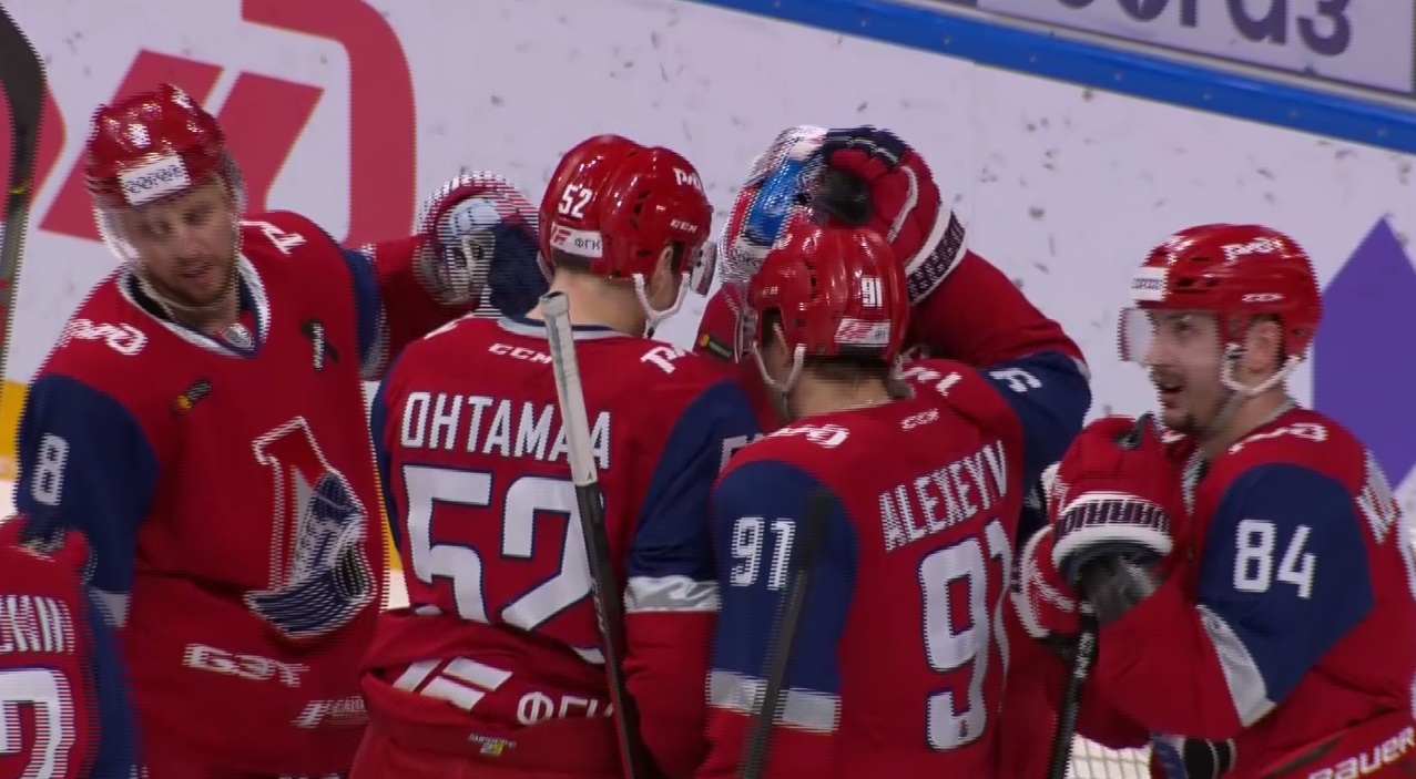 Ярославский «Локомотив» разгромил «Барыс»