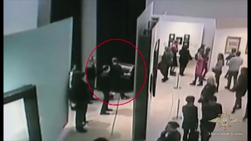 Мужчина спокойно унес картину Куинджи из Третьяковки: в безопасности ли ярославские экспонаты