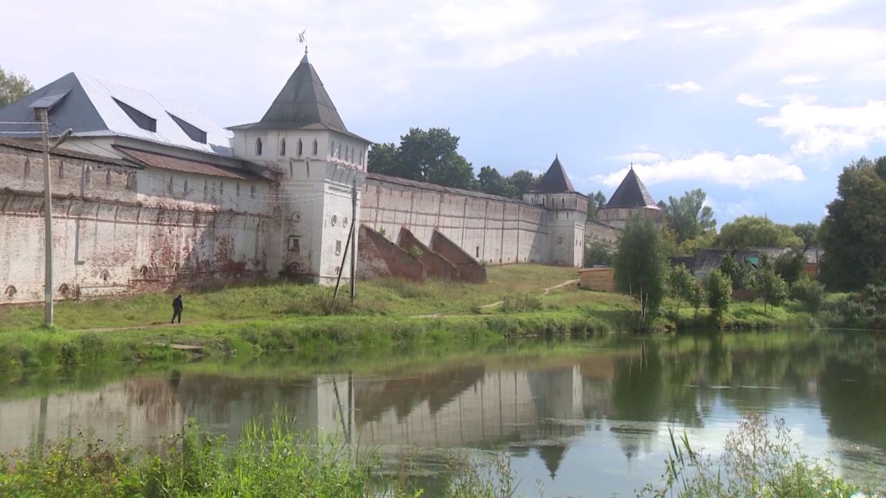 Утреннее шоу «Овсянка» от 21.10.20: гуляем по поселку Борисоглебский и готовим с Анастасией Дунской