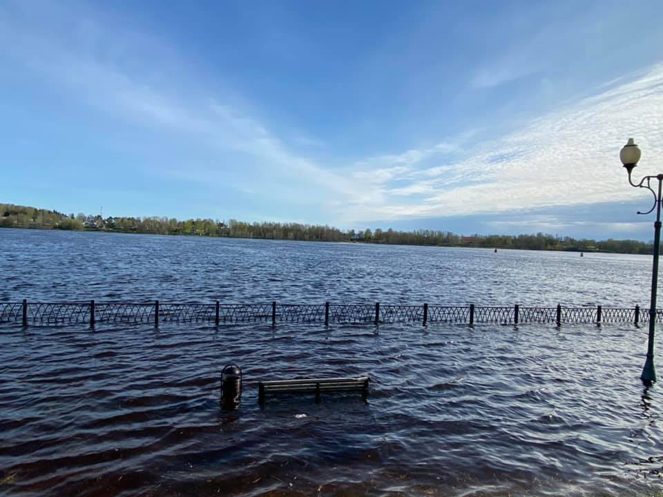 Подъем воды в Волге привел к подтоплениям в Ярославле и Рыбинске