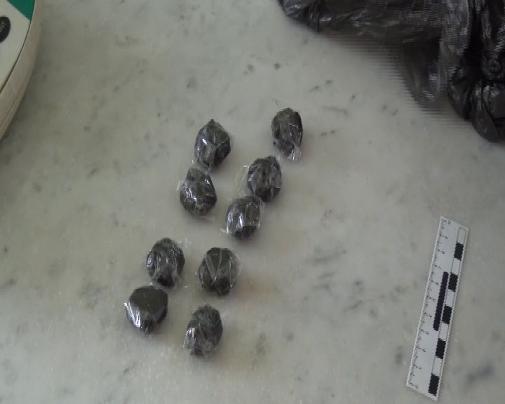 В Ярославле задержали мужчину с 36 свертками с наркотиками