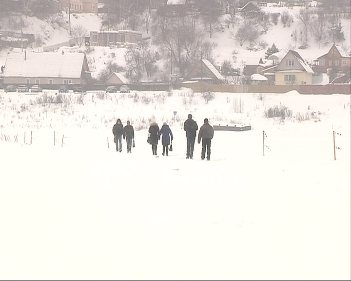 Пешеходная переправа в Тутаеве по-прежнему закрыта
