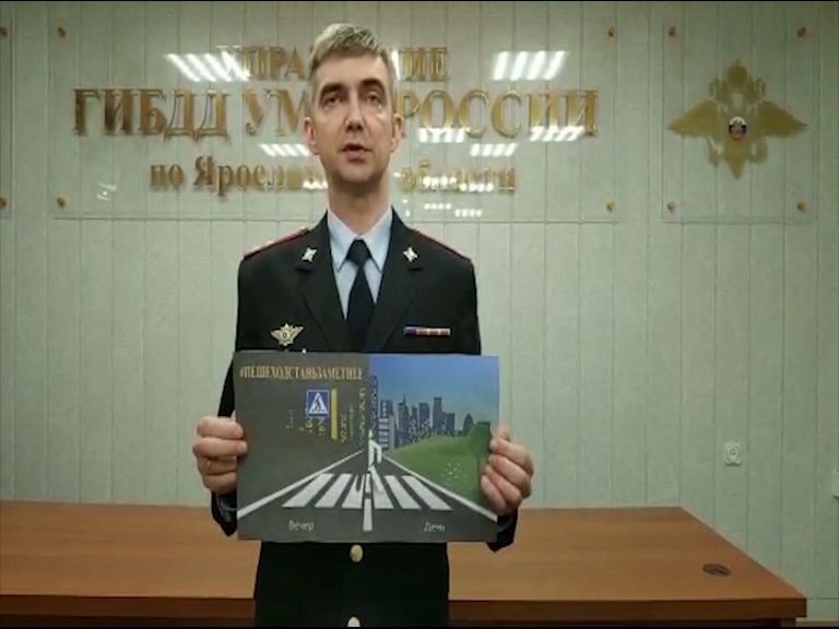 Сотрудники госавтоинспекции призывают использовать фликеры