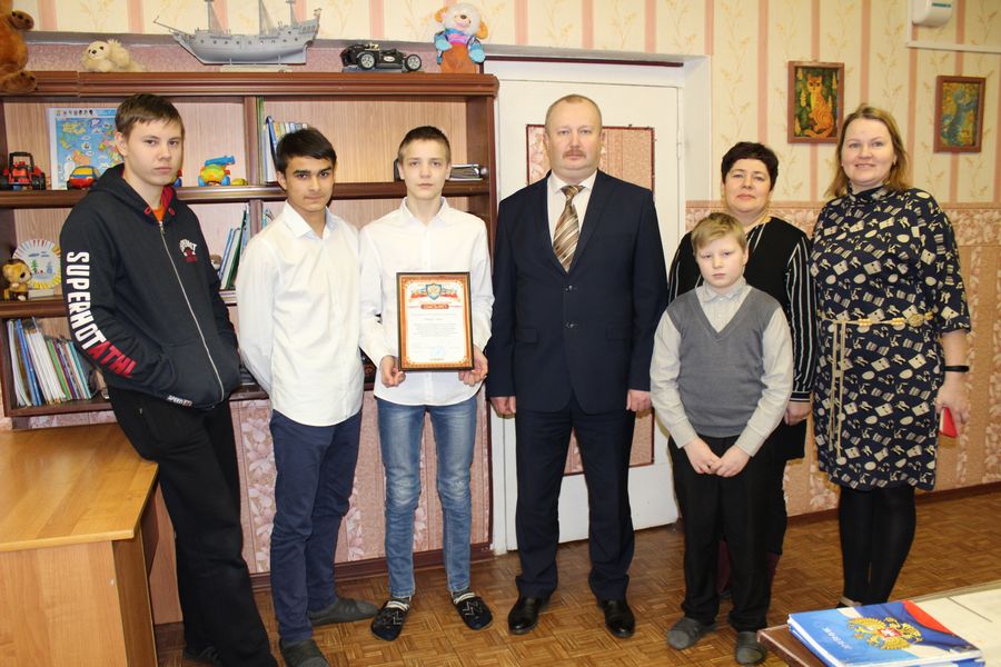 Подросток спас первоклассника от злой собаки