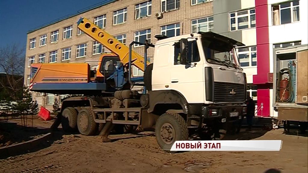 Продолжается подготовка площадки под строительство нового корпуса онкобольницы