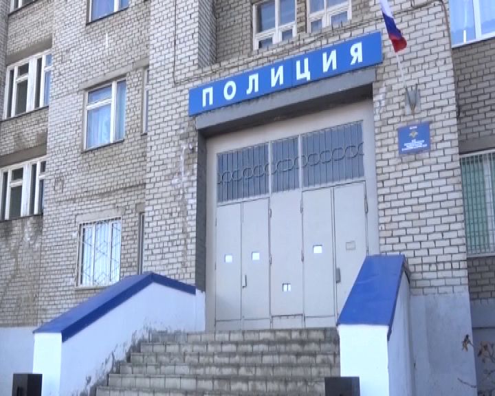 На Фрунзе рецидивист избил молодого парня и обокрал его