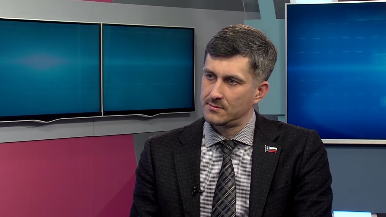 «В тему»: Артур Ефремов – о самых острых городских проблемах