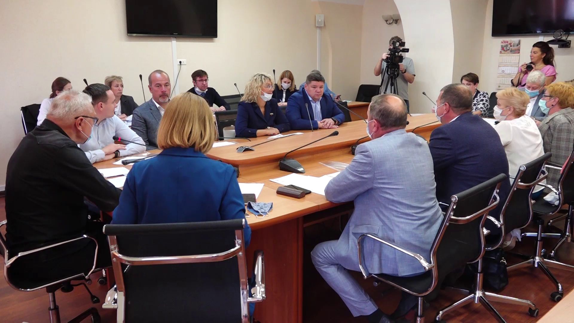 Ярославская областная Дума предложила вариант по повышению зарплаты для бюджетников