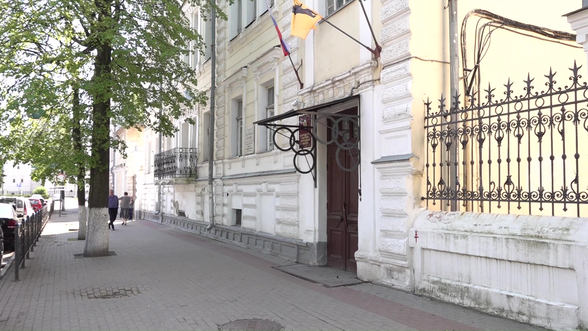 Маски, перчатки и одноразовые ручки: как обеспечат безопасность на голосовании по поправкам в Конституцию