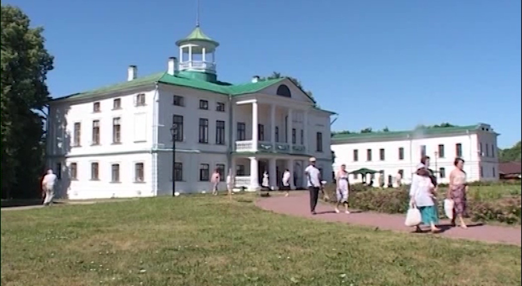 На Некрасовский праздник поэзии в Ярославскую область приедет Александр Олешко