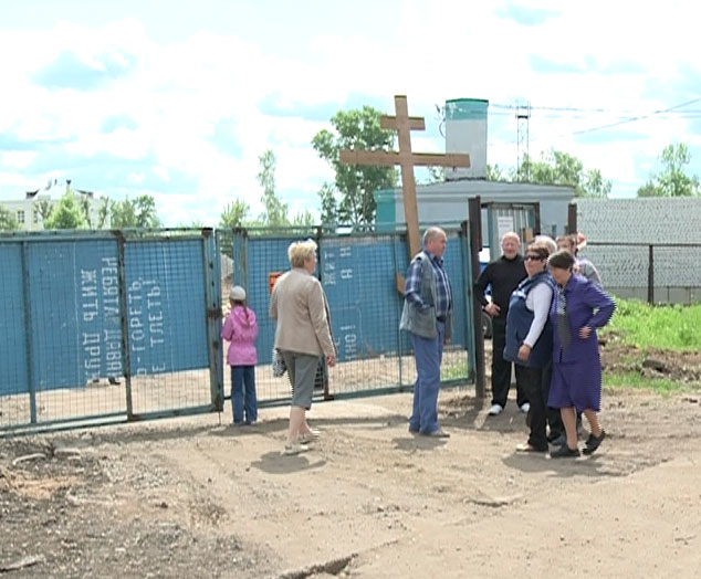 Границы стадиона пройдут по территории старинного кладбища?