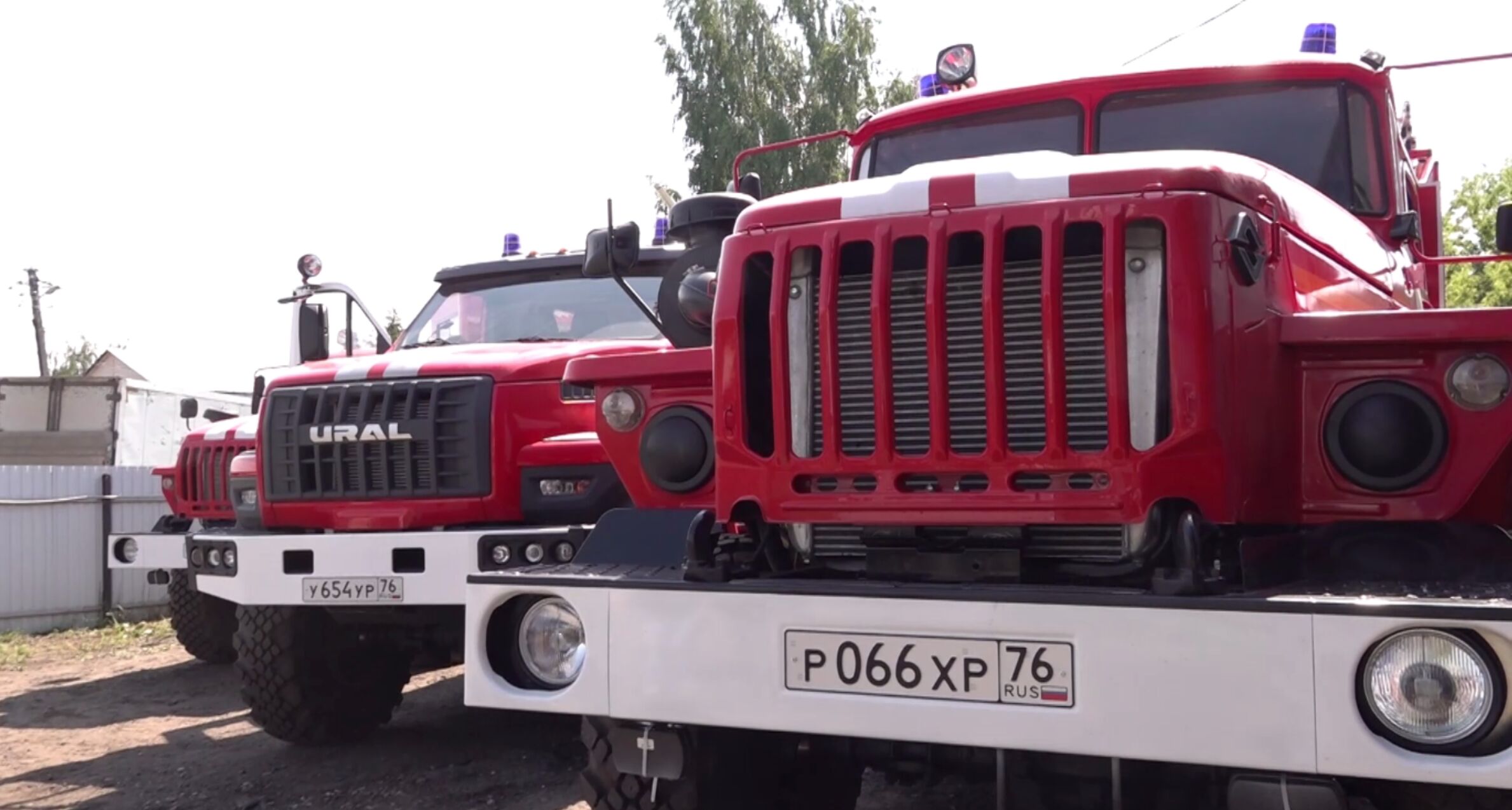 Новая пожарная техника отправляется в районы Ярославской области
