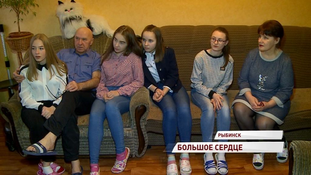 В области 90% детей-сирот живут в приемных семьях: какую помощь оказывают опекунам