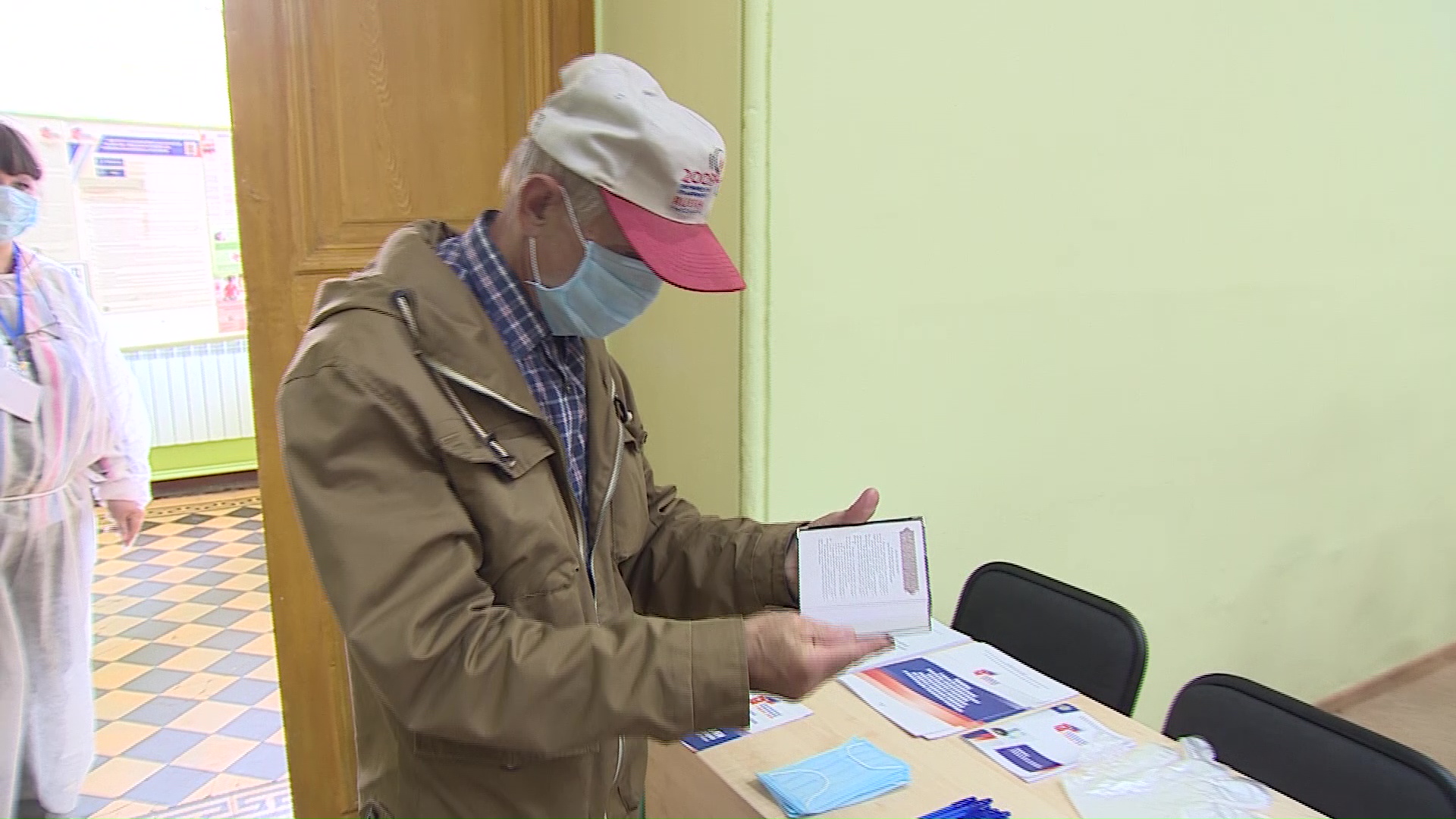 Все больше жителей Ярославской области присоединяется к голосованию по поправкам в Конституцию