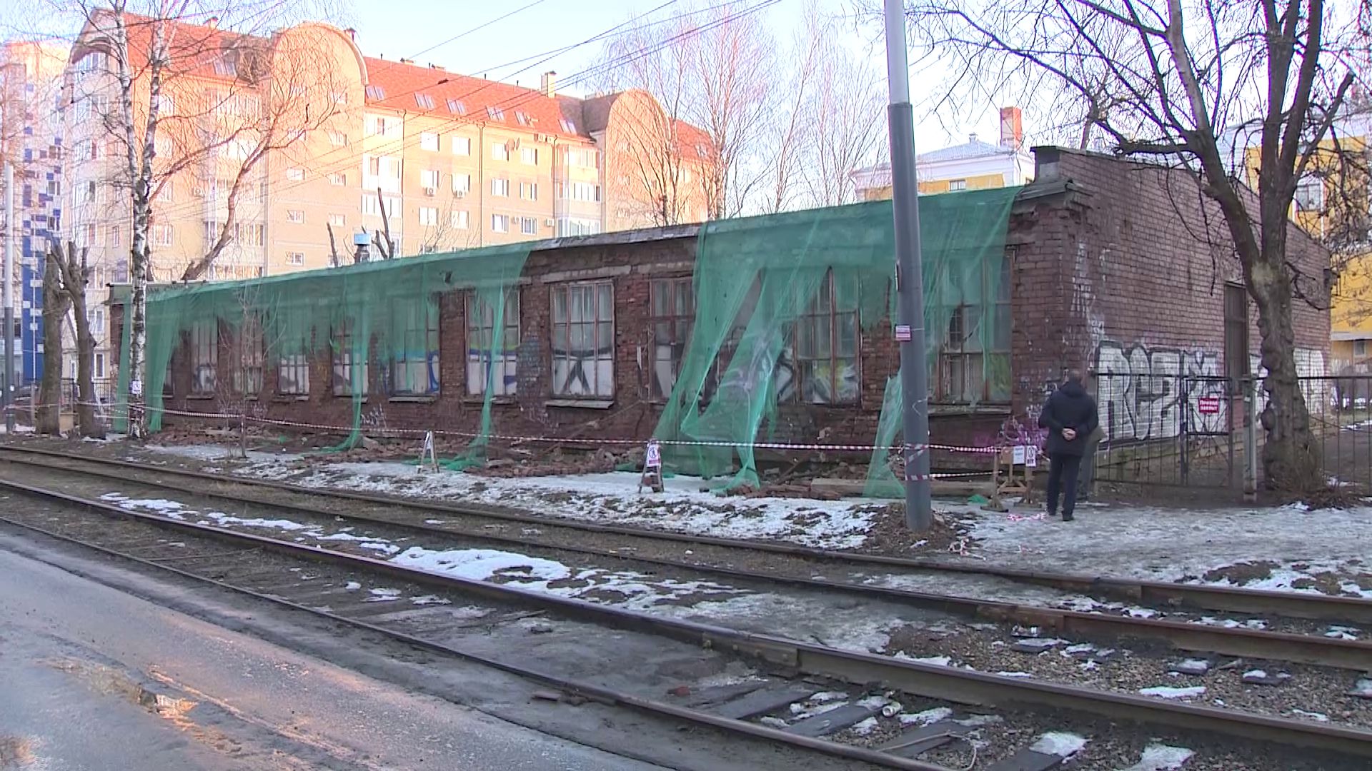 В ярославской школе рухнула стена пристройки