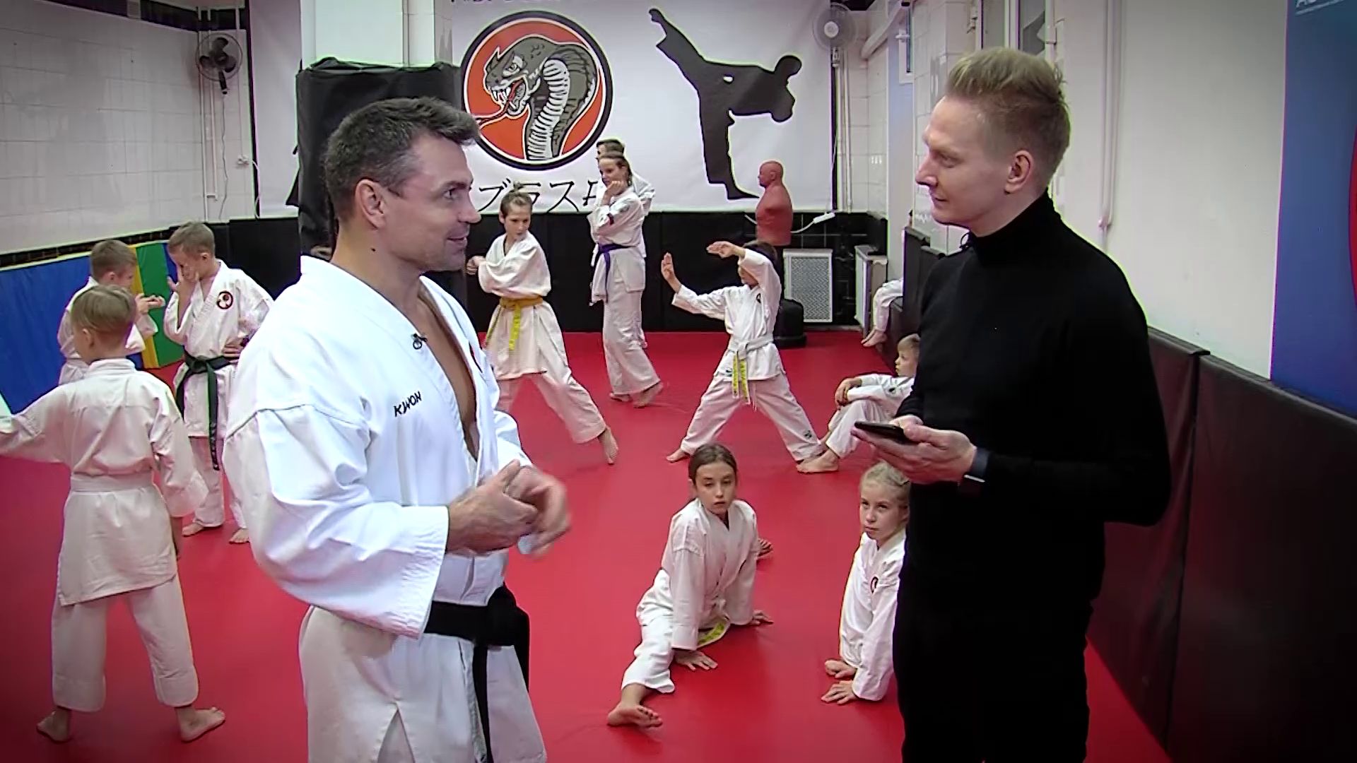 Утреннее шоу «Овсянка» от 12.11.19: Анатолий Вулканов- о непростой профессии каскадеров