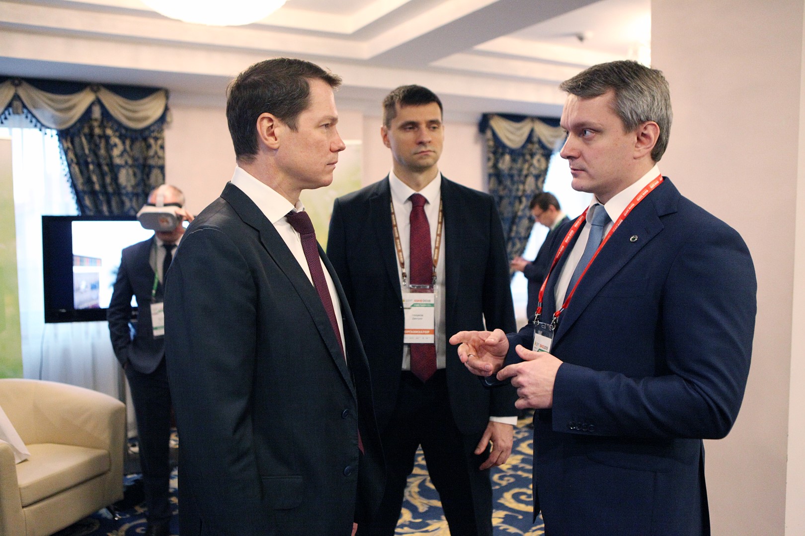 На Ярославском инвестиционном форуме подписано 5 соглашений по реализации в регионе различных проектов