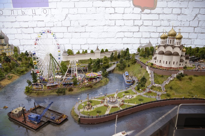 В Ярославской области семьям, отметившим золотую свадьбу, вручат памятные подарки