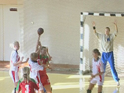 Гандбол продолжается
