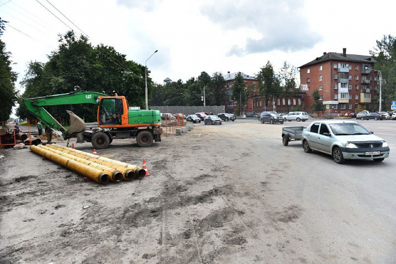 На Октябрьском мосту решили вопрос с транспортным коллапсом