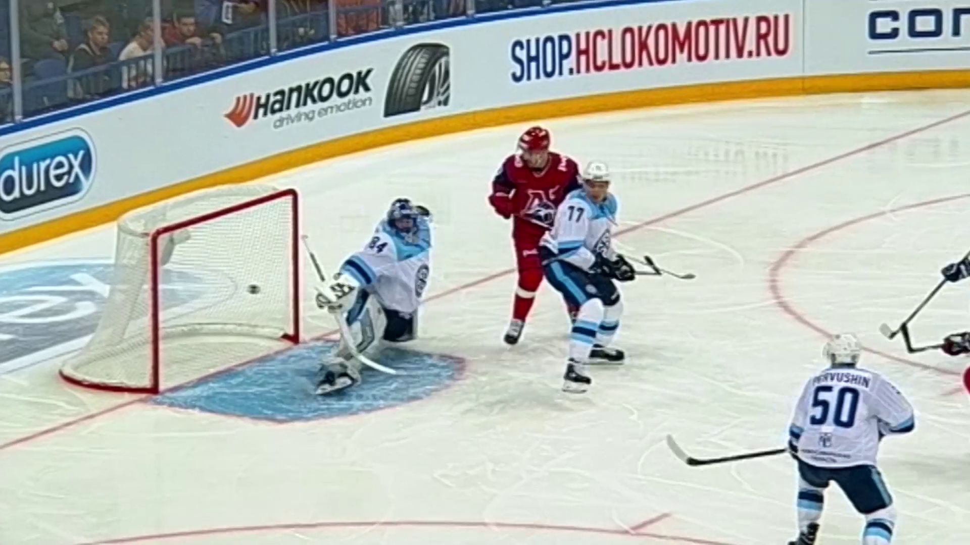 «Локомотив» сразится с «Сибирью»: прямая трансляция на «Первом Ярославском»