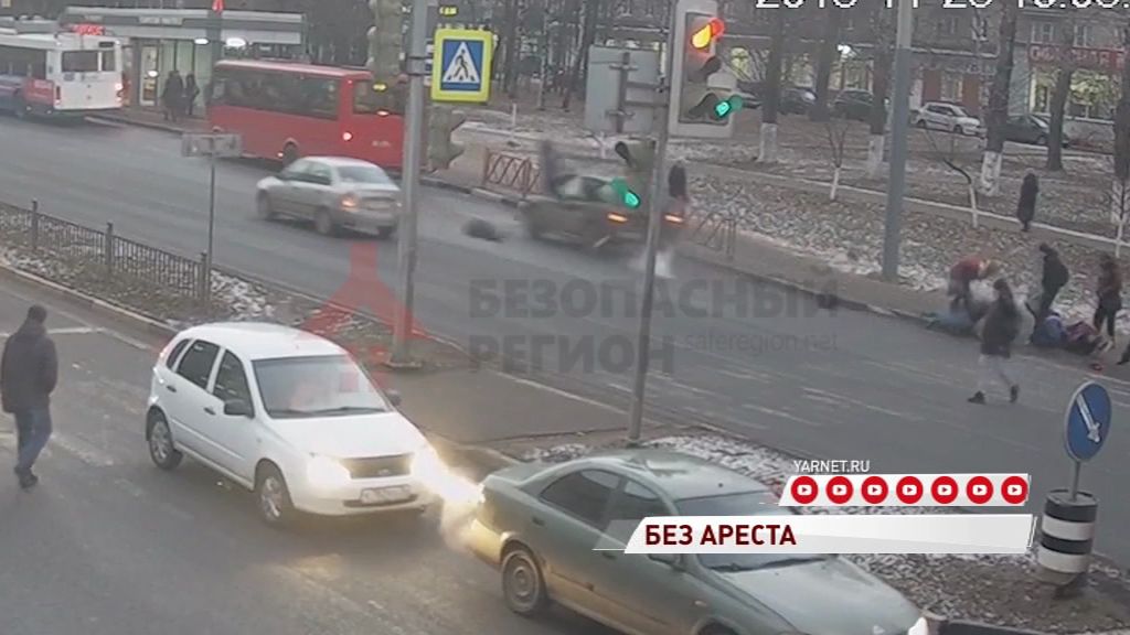 Жизни пострадавших в аварии на Московском проспекте ничего не угрожает